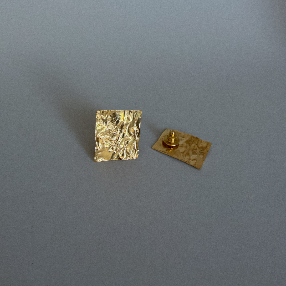 Oyster Brooch