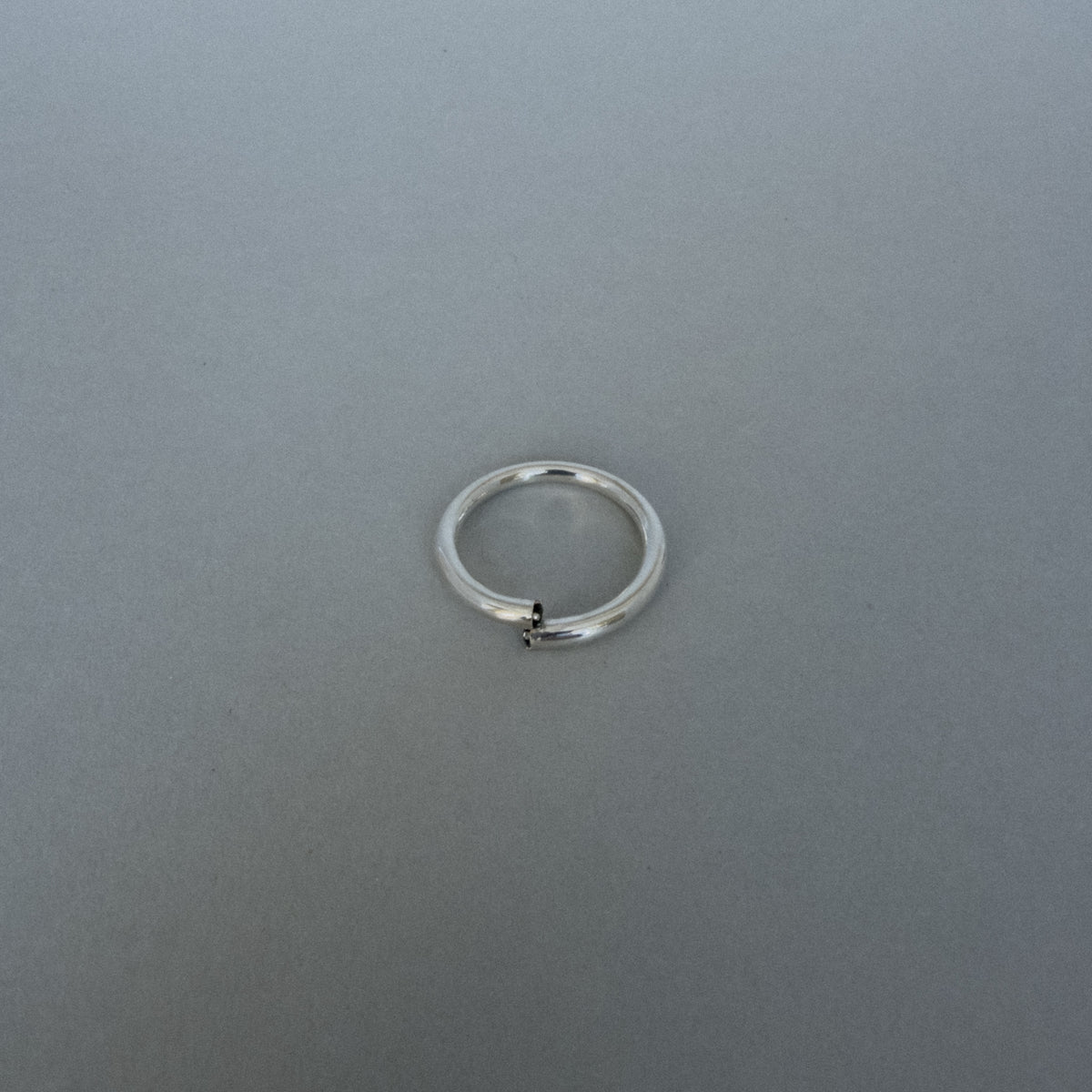 Split ring + stones