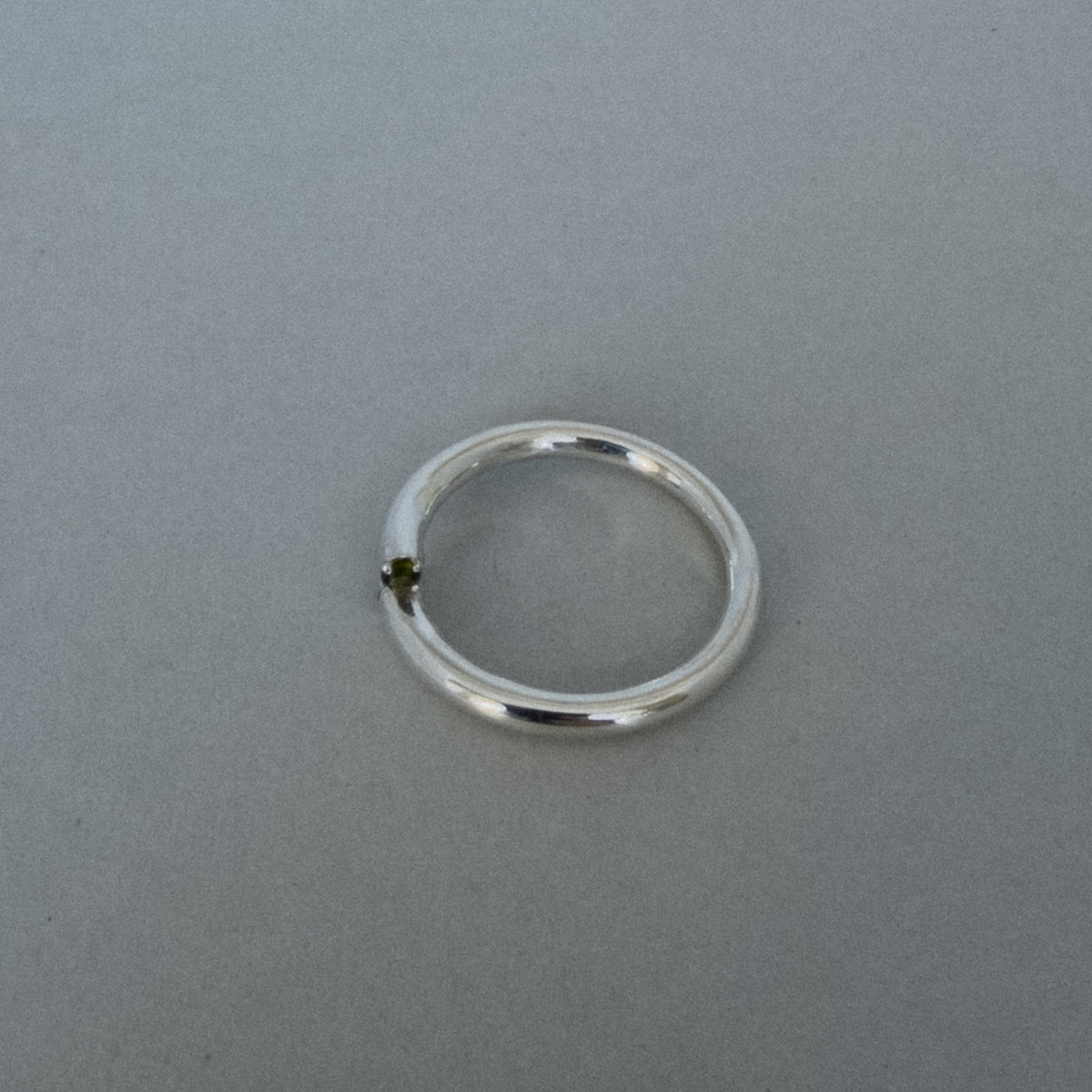 Split ring + stones